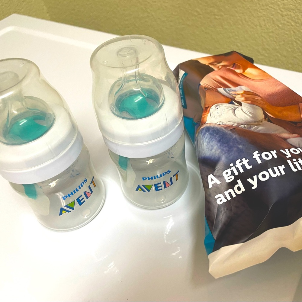 3 Philips avent milk bottles